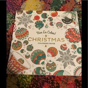 Viva La Color Christmas coloring book